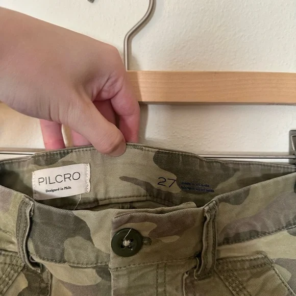 Pilcro Green Camouflage Barrel Cargo Pants - Picture 5 of 7